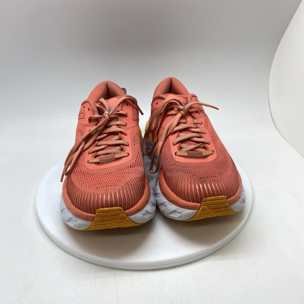 Hoka One One size womens